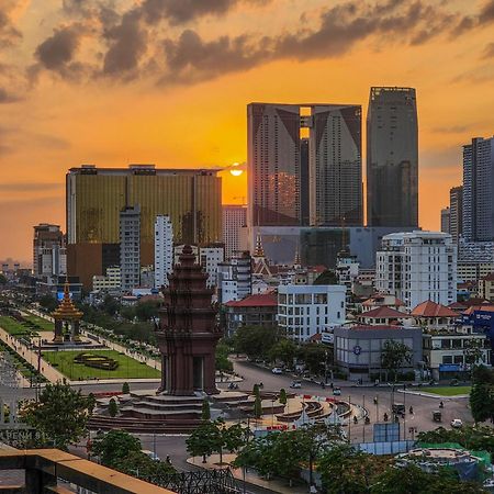 Phnom Penh 51 Hotel Exterior photo